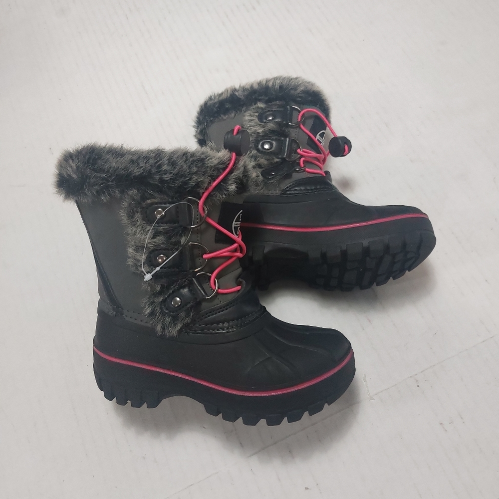 Girls Size 9 Toddler Black and Pink Snow Boots.